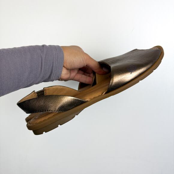 Born Womens Trang Metallic Gold Leather Slingback Sandals - 9 9M - Picture 3 of 10